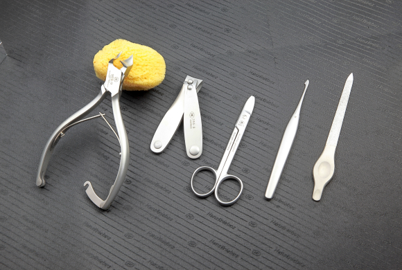 Nagelpflegeinstrumente Nagelpflegeinstrumente