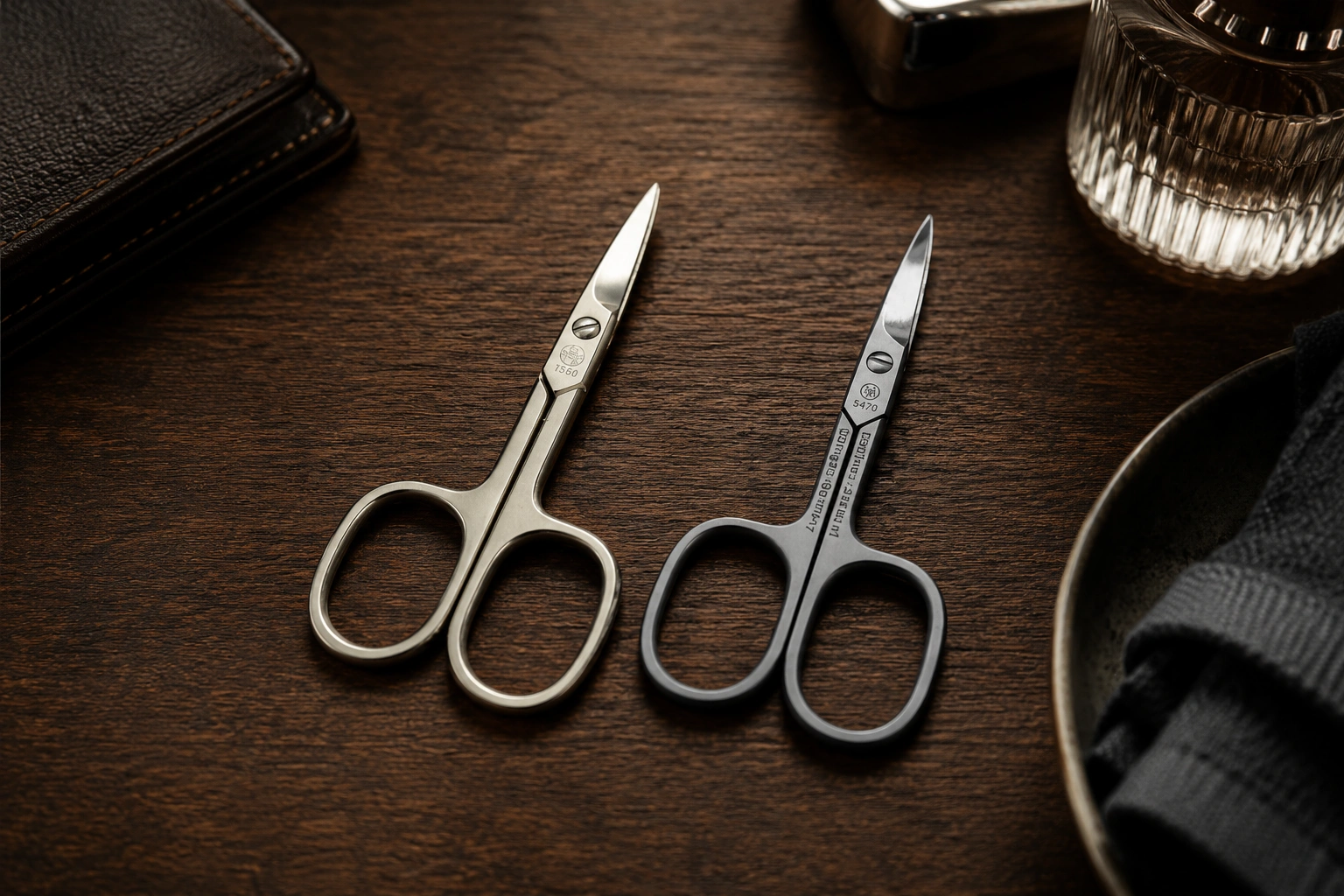 Gebogene vs. Gerade Nagelscheren: Welche brauchen Sie?